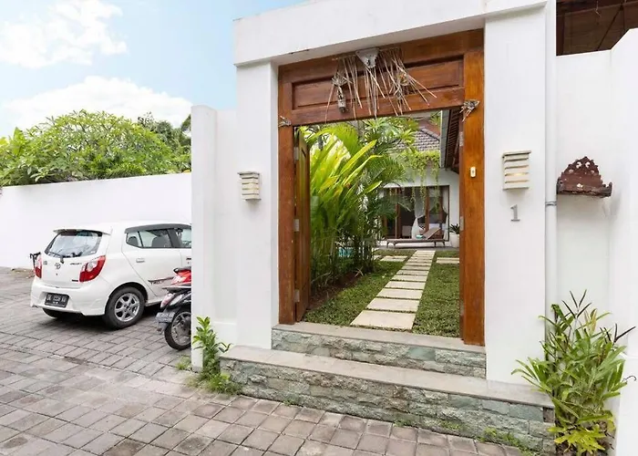 Elvano In Heart Of And Near Villa *